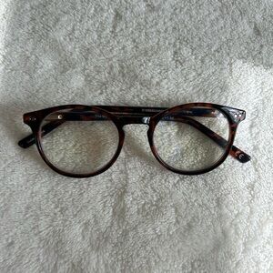 Prive Revaux Tortoise Shell Round Glasses 1.5
New in case
